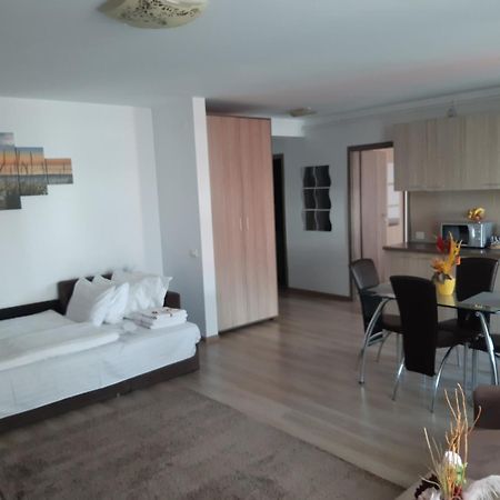 Apartament Marcel - Coresi Mall Braşov Eksteriør bilde