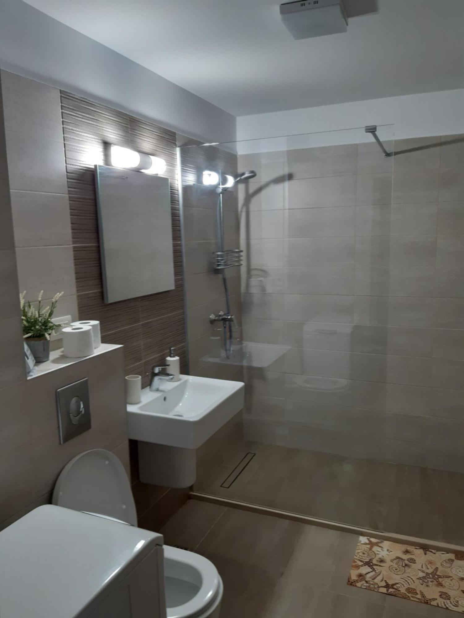 Apartament Marcel - Coresi Mall Braşov Eksteriør bilde