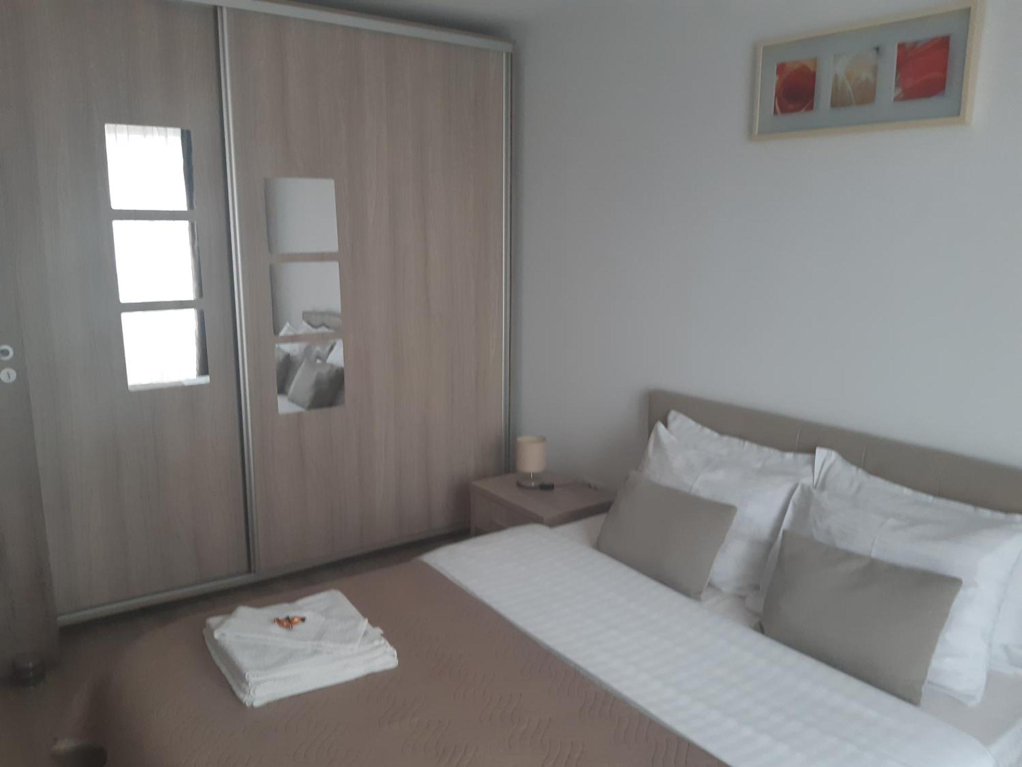 Apartament Marcel - Coresi Mall Braşov Eksteriør bilde